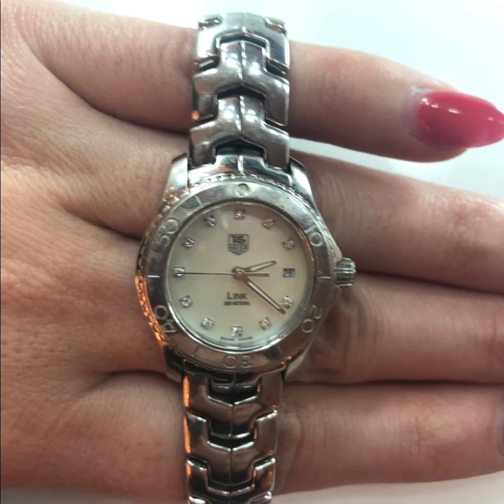 Tag Heuer Women’s 200 meter link watch